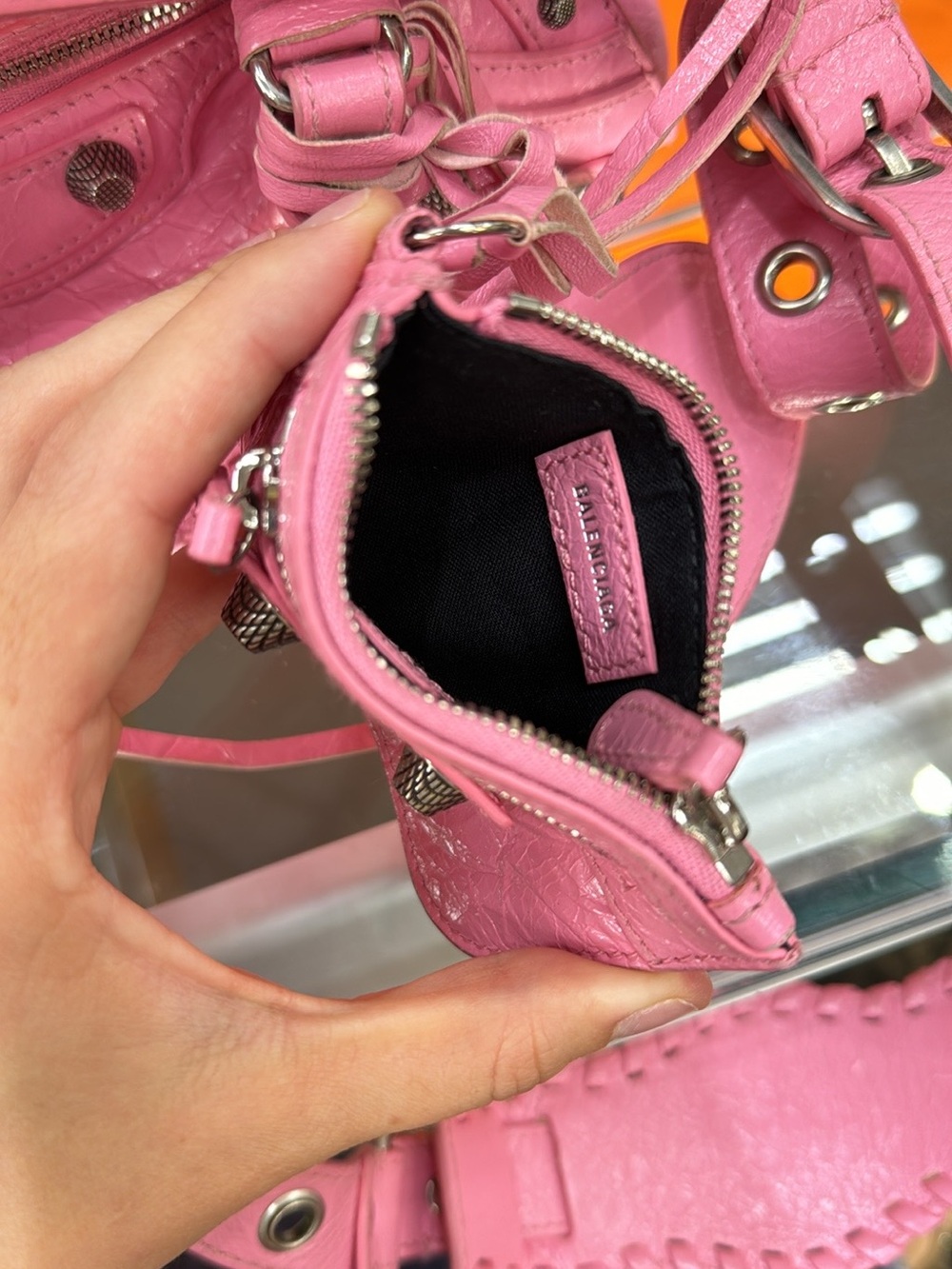 Balenciaga Neo Cagole Handbag - Picture 8 of 10